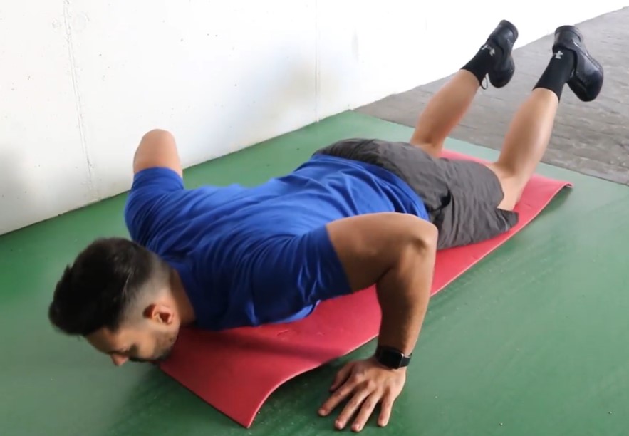 Flexiones en casa para pecho